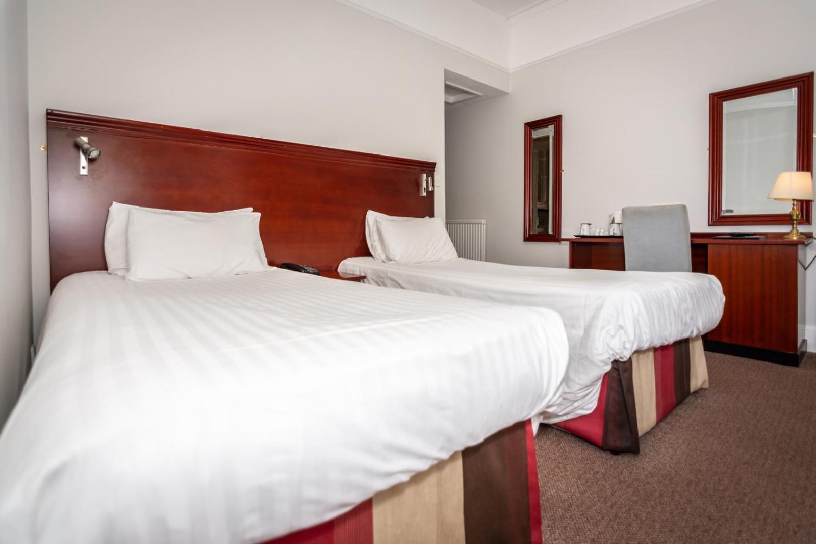 Kensington Hotel Llandudno Esterno foto
